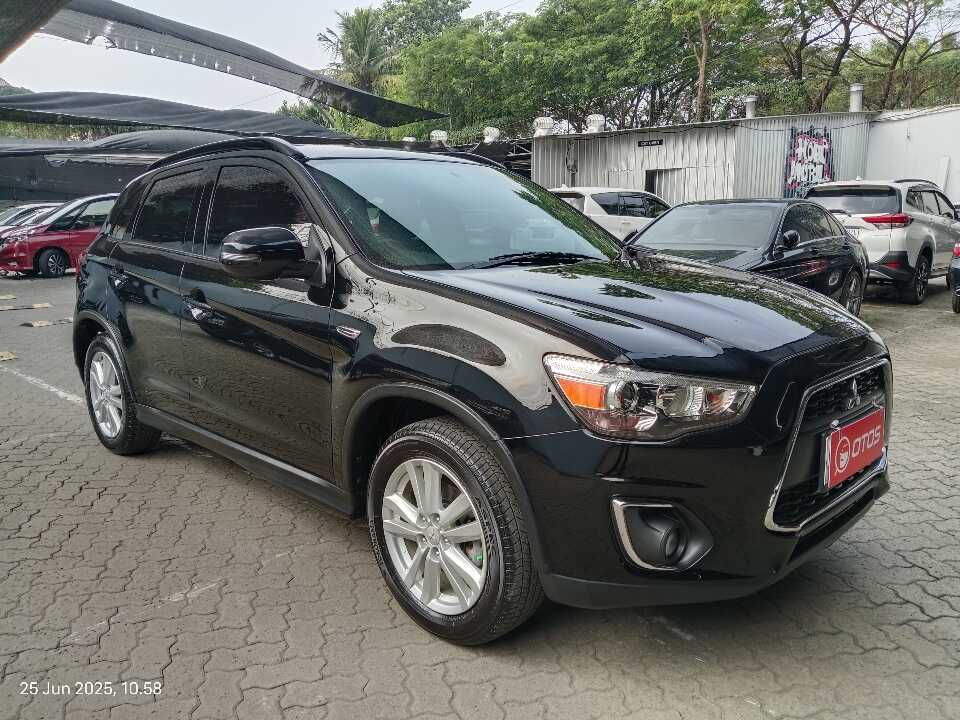 2015 Mitsubishi Outlander Sport 2.0 PX - Foto 1 dari 9