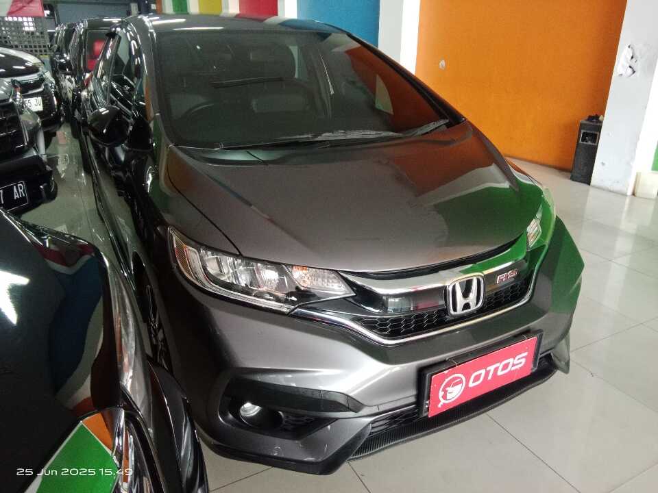 2017 Honda Jazz 1.5 RS - Foto 1 dari 6