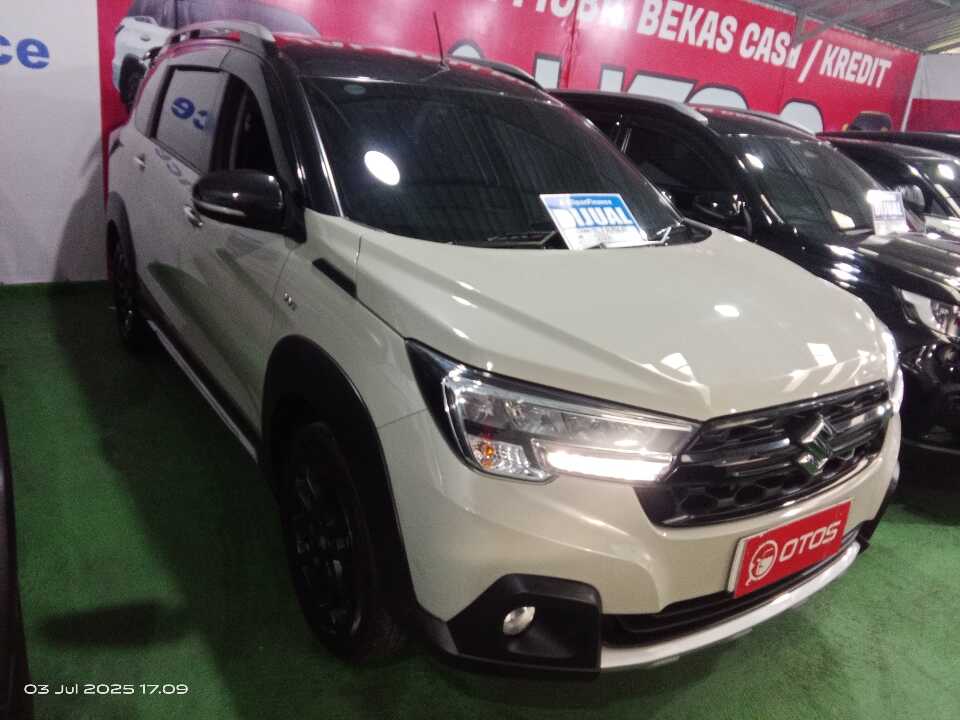 2024 Suzuki XL7 1.5 Alpha - Foto 1 dari 6