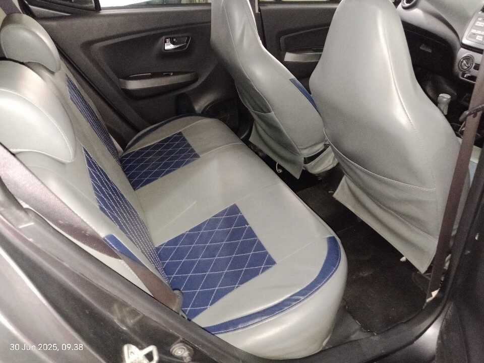 Foto Mobil Bekas Kabin Belakang Daihatsu Ayla 1.0 X tahun 2019