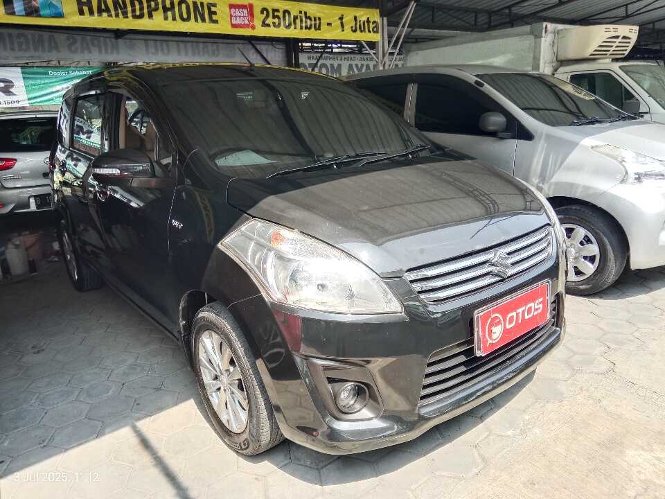 2013 Suzuki Ertiga 1.4 GL - Foto 1 dari 6