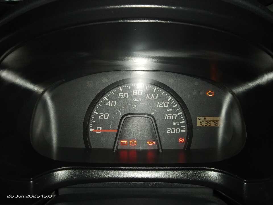 Foto Mobil Bekas Odometer Toyota Agya 1.0 E tahun 2014