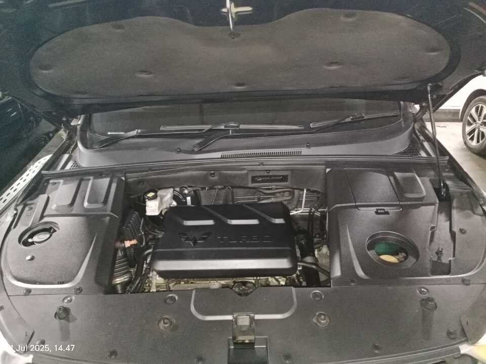 Foto Mobil Bekas Mesin Wuling Almaz 1.5 L T Lux tahun 2020