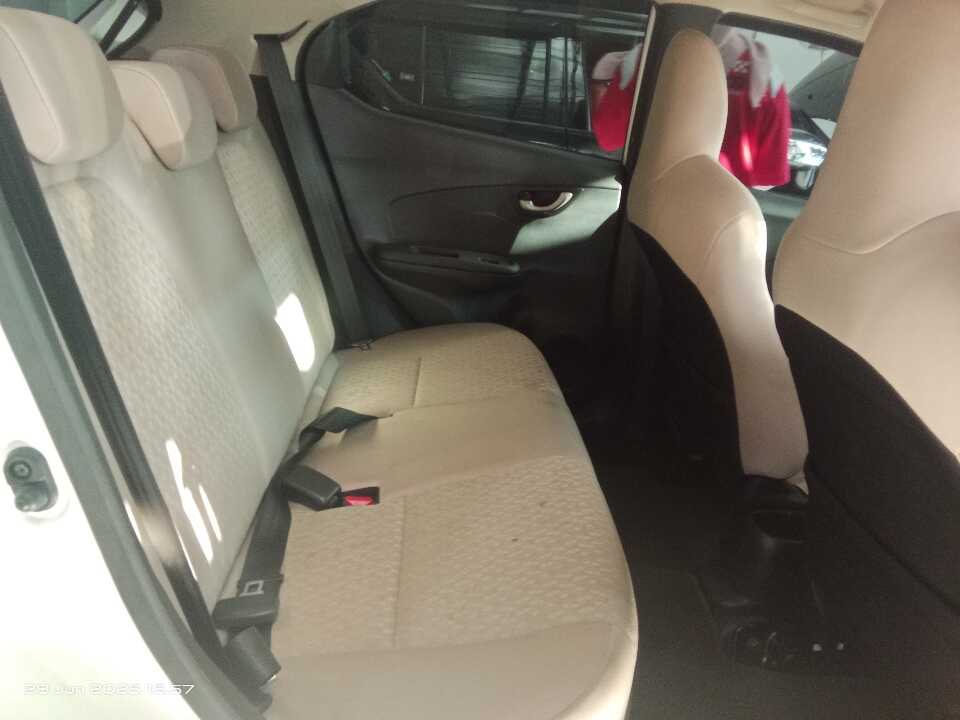 Foto Mobil Bekas Kabin Belakang Honda Brio 1.2 Satya E tahun 2022