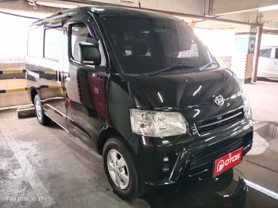 2016 Daihatsu Gran Max 1.5 Minibus - Foto 1 dari 6