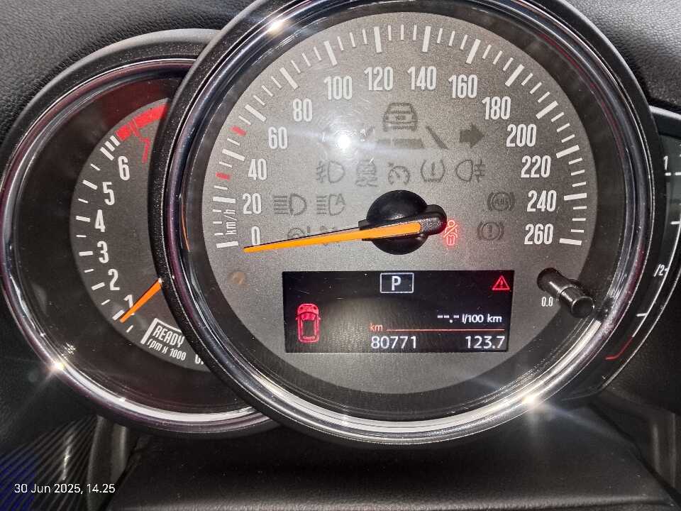 Foto Mobil Bekas Odometer MINI Countryman 1.6 JCW tahun 2018