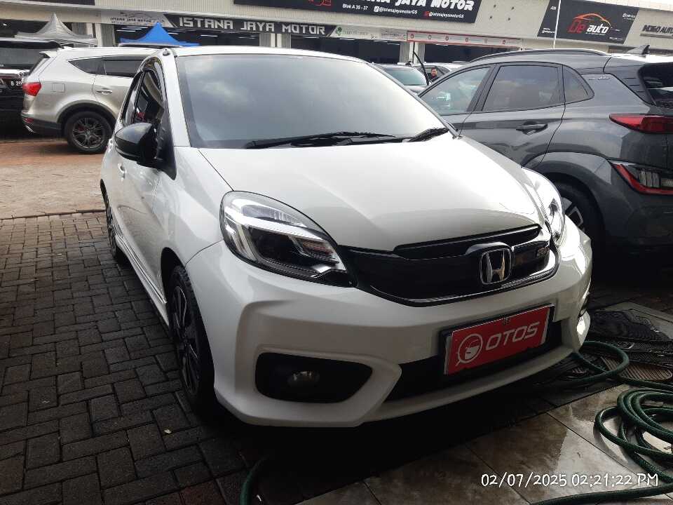 2017 Honda Brio 1.2 RS - Foto 1 dari 6