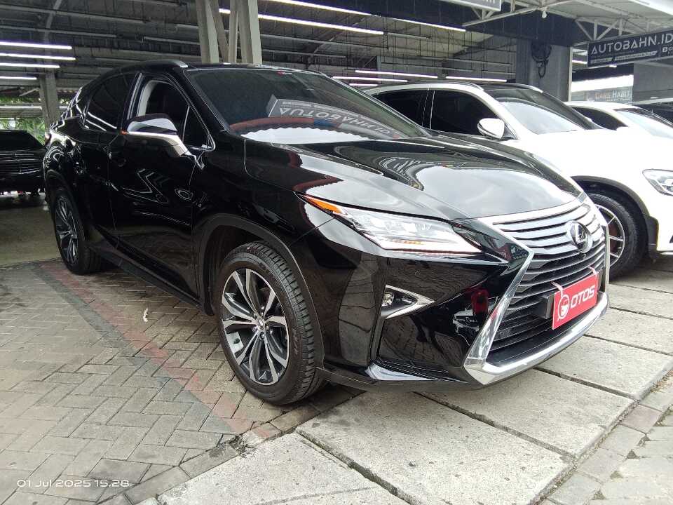 2017 Lexus RX 200t 2.0 Luxury - Foto 1 dari 6