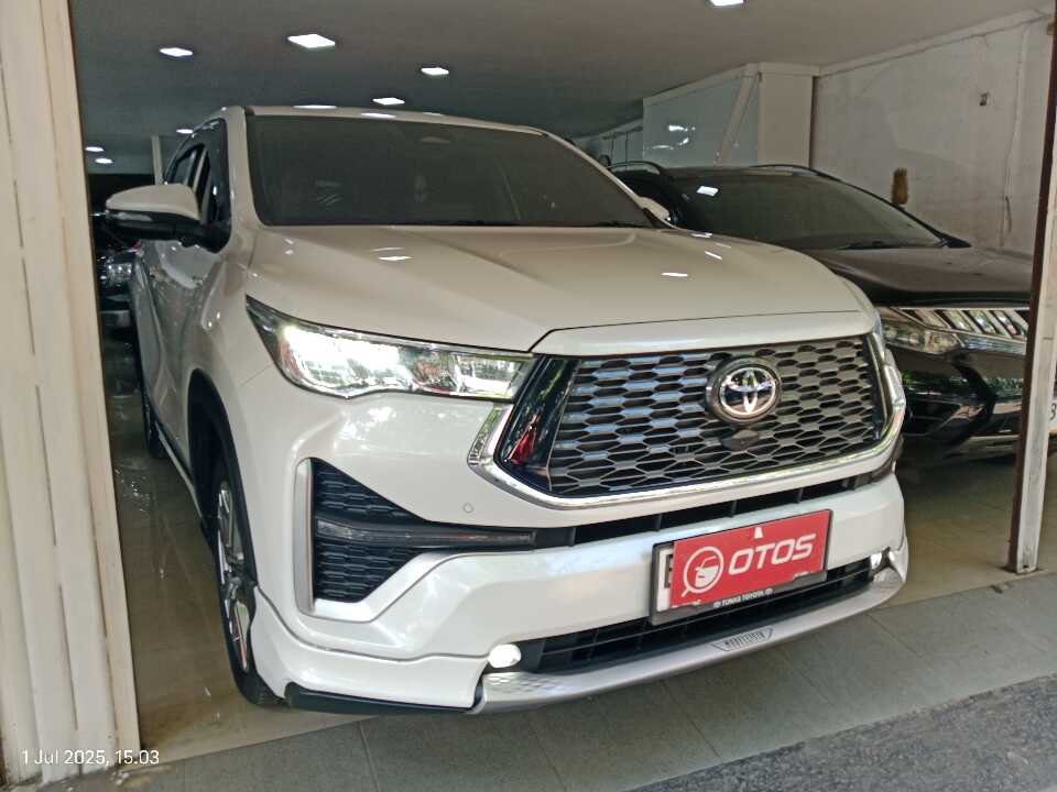 2023 Toyota Kijang Innova 2.0 Zenix Q HV CVT TSS Modellista - Foto 1 dari 6