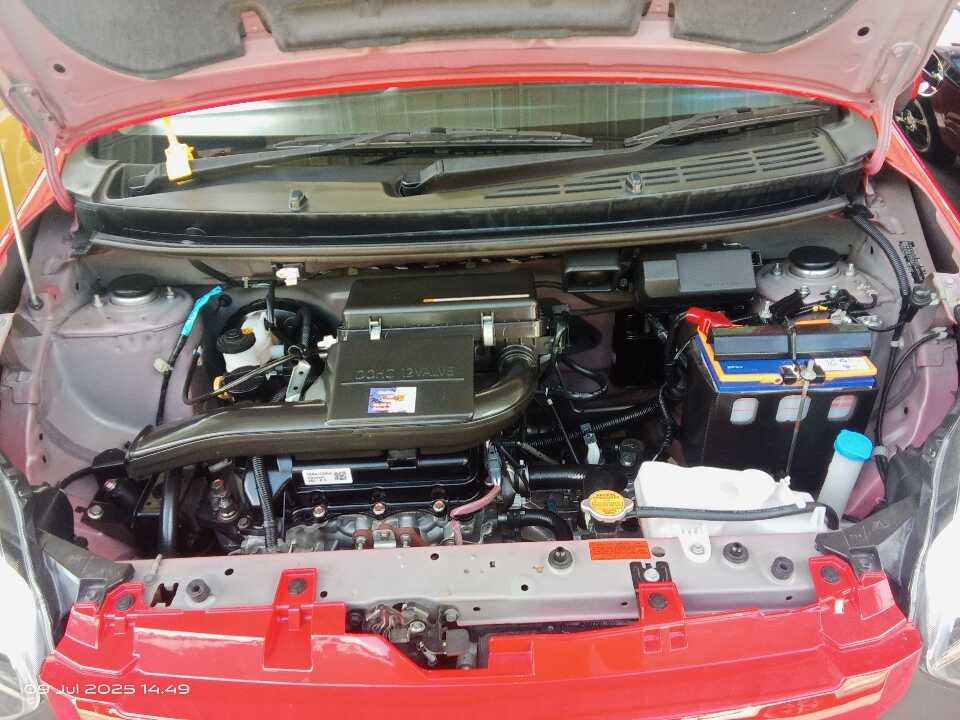 Foto Mobil Bekas Mesin Daihatsu Ayla 1.0 X tahun 2022