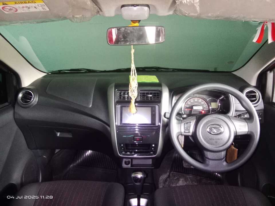 Foto Mobil Bekas Dashboard Daihatsu Ayla 1.2 R tahun 2022
