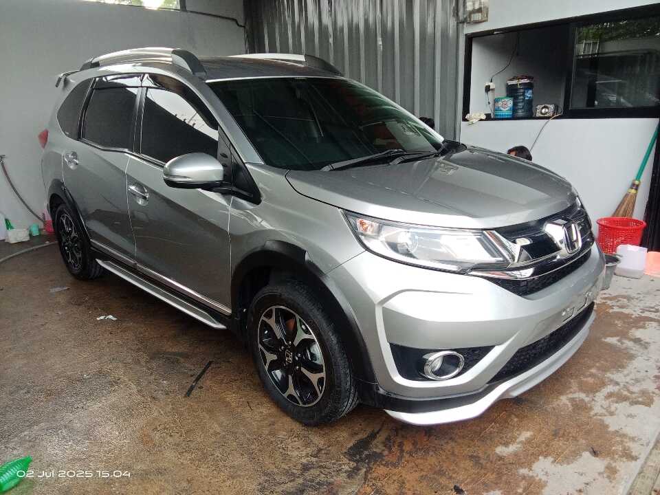 2016 Honda BR-V 1.5 E Prestige - Foto 1 dari 6