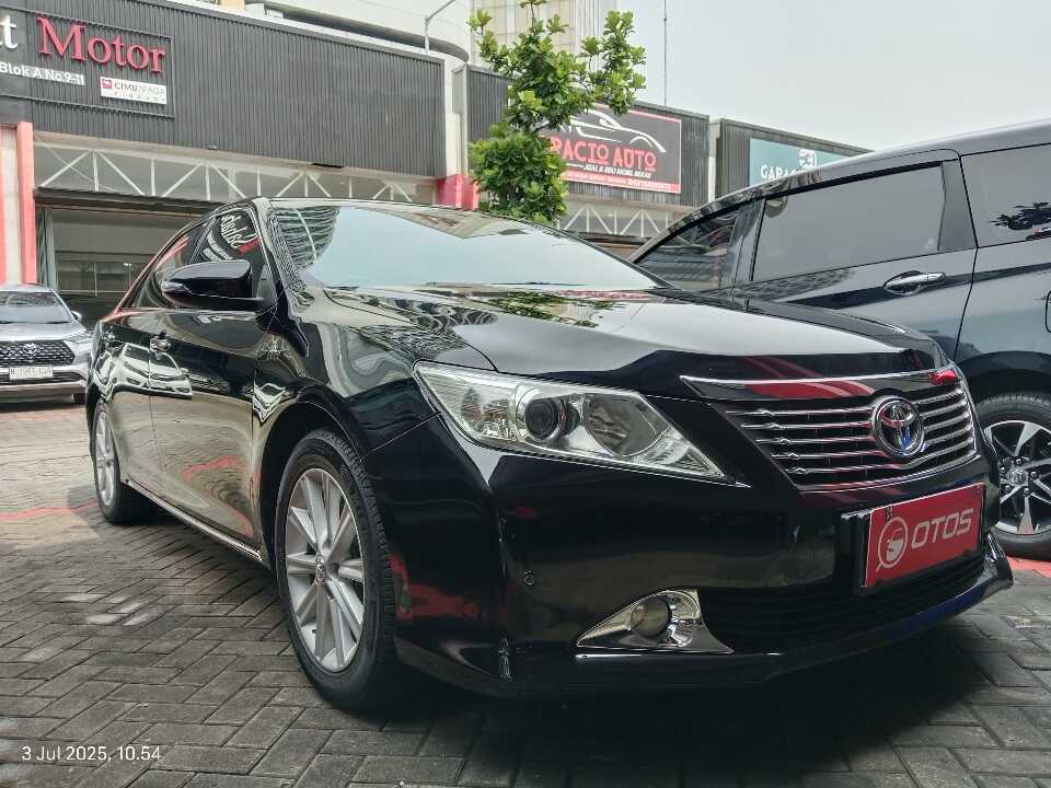 2012 Toyota Camry 2.5 V - Foto 1 dari 6
