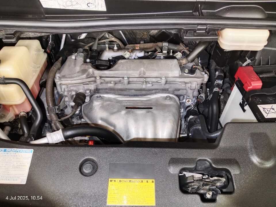 Foto Mobil Bekas Mesin Toyota Alphard 2.5 G tahun 2015