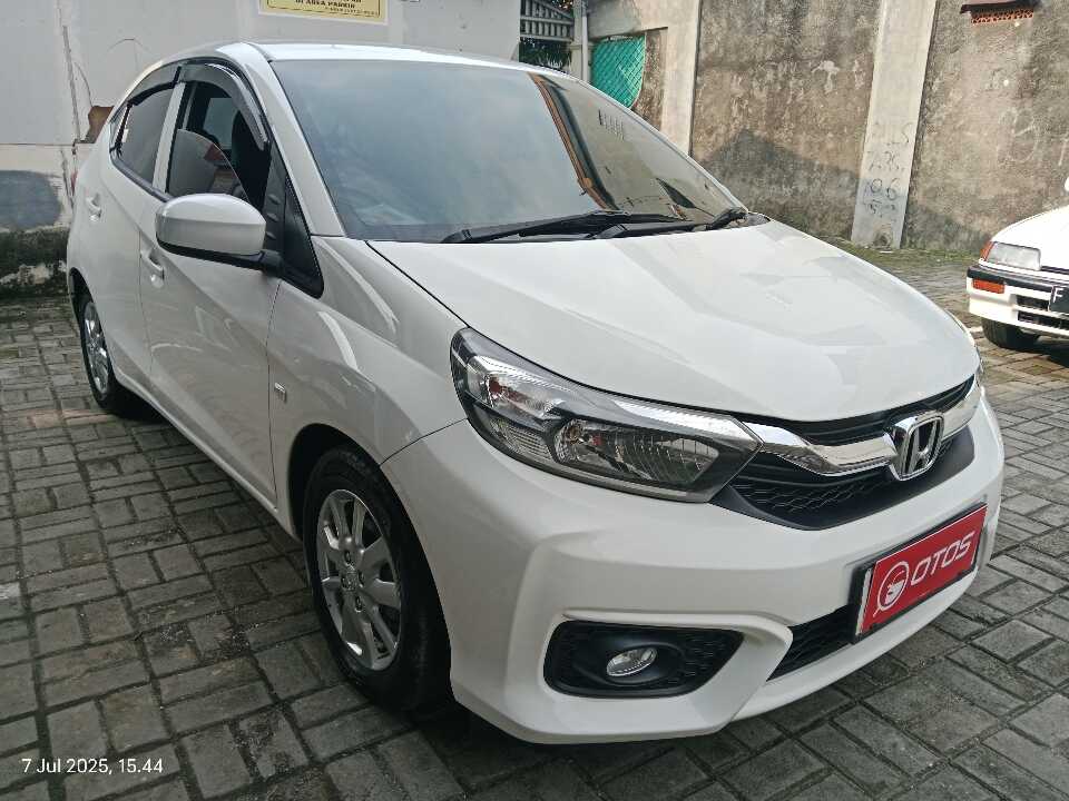 2019 Honda Brio 1.2 Satya E - Foto 1 dari 6