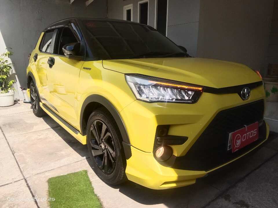 2023 Toyota Raize 1.0 GR Sport - Foto 1 dari 6