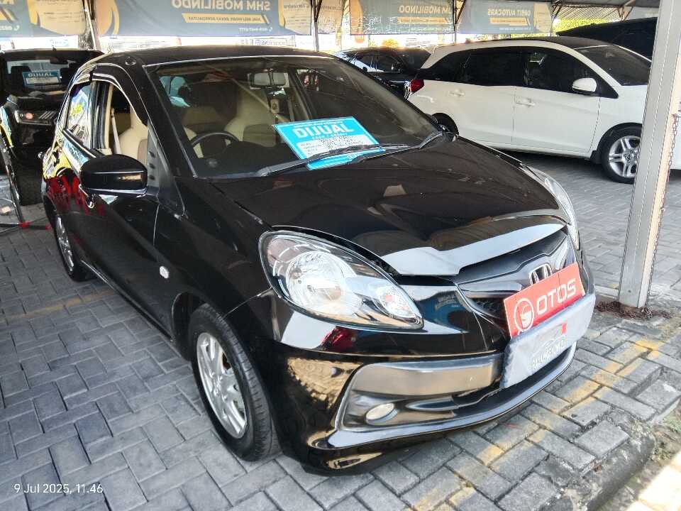 2015 Honda Brio 1.2 Satya E - Foto 1 dari 6