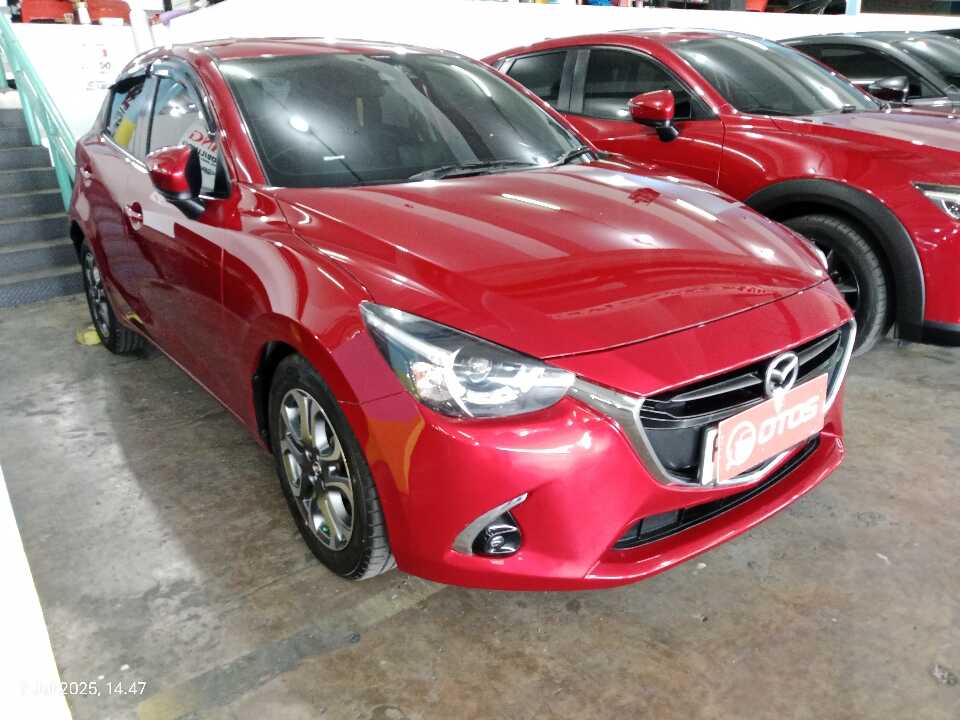 2017 Mazda 2 1.5 - Foto 1 dari 6