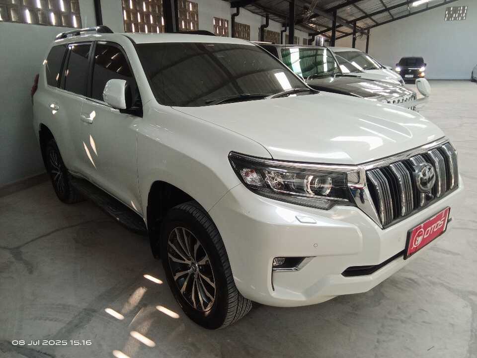 2020 Toyota Land Cruiser 2.7 Prado - Foto 1 dari 6