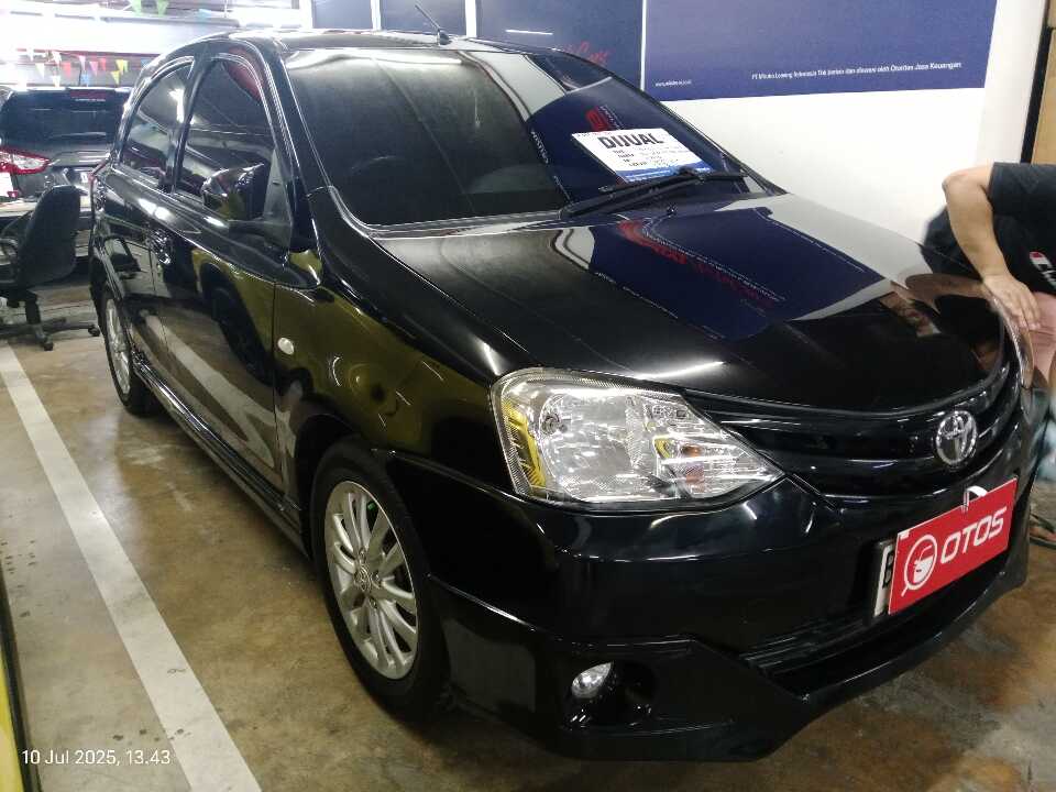2014 Toyota Etios 1.2 G - Foto 1 dari 6