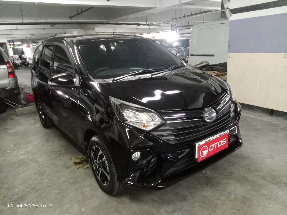 2023 Daihatsu Sigra 1.2 R - Foto 1 dari 6