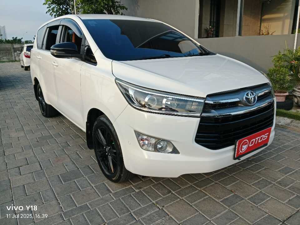 2018 Toyota Kijang Innova 2.4 V - Foto 1 dari 6