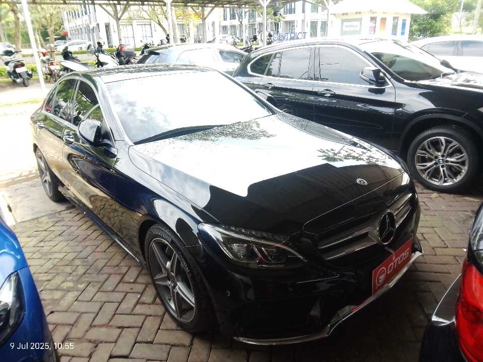 2018 Mercedes-Benz C300 2.0 - Foto 1 dari 6
