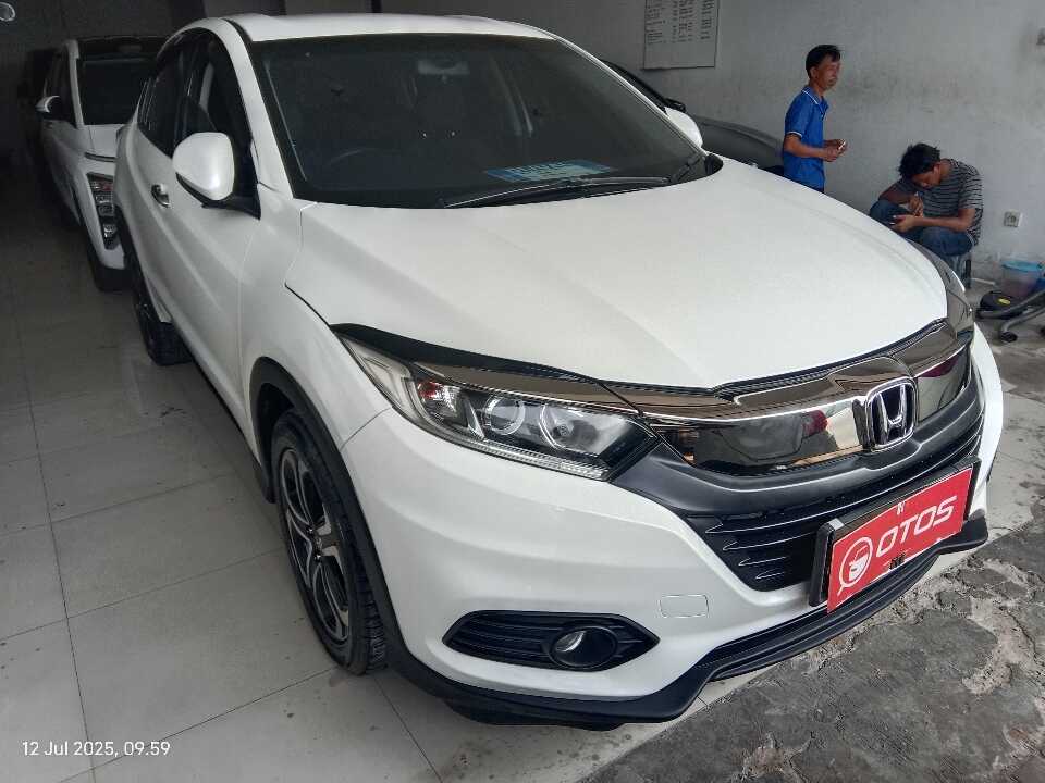 2020 Honda HR-V 1.5 E - Foto 1 dari 6