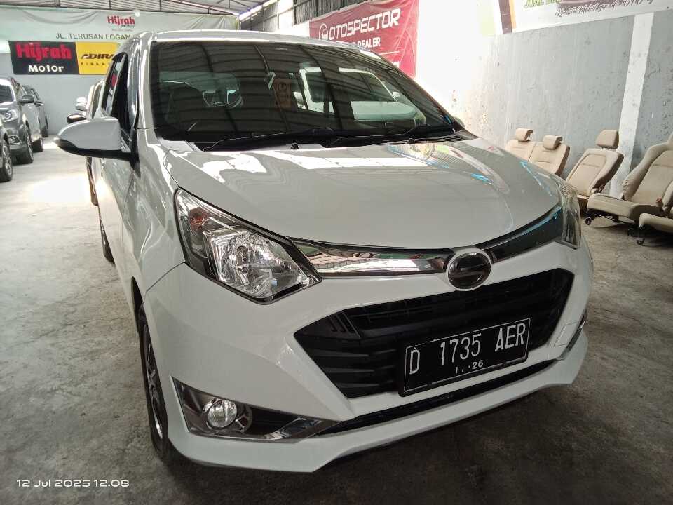 2016 Daihatsu Sigra 1.2 R - Foto 1 dari 6
