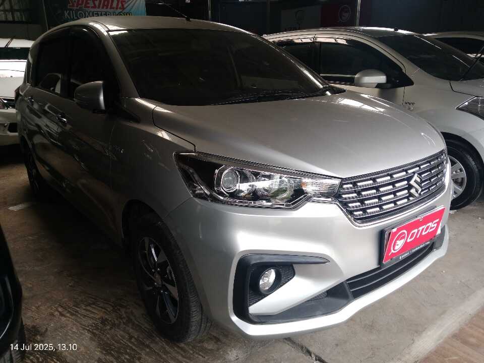 2019 Suzuki Ertiga 1.5 GX - Foto 1 dari 6