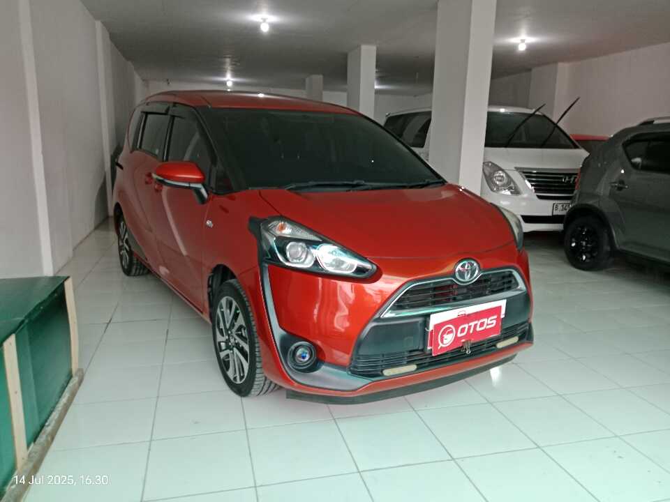 2016 Toyota Sienta 1.5 V - Foto 1 dari 6