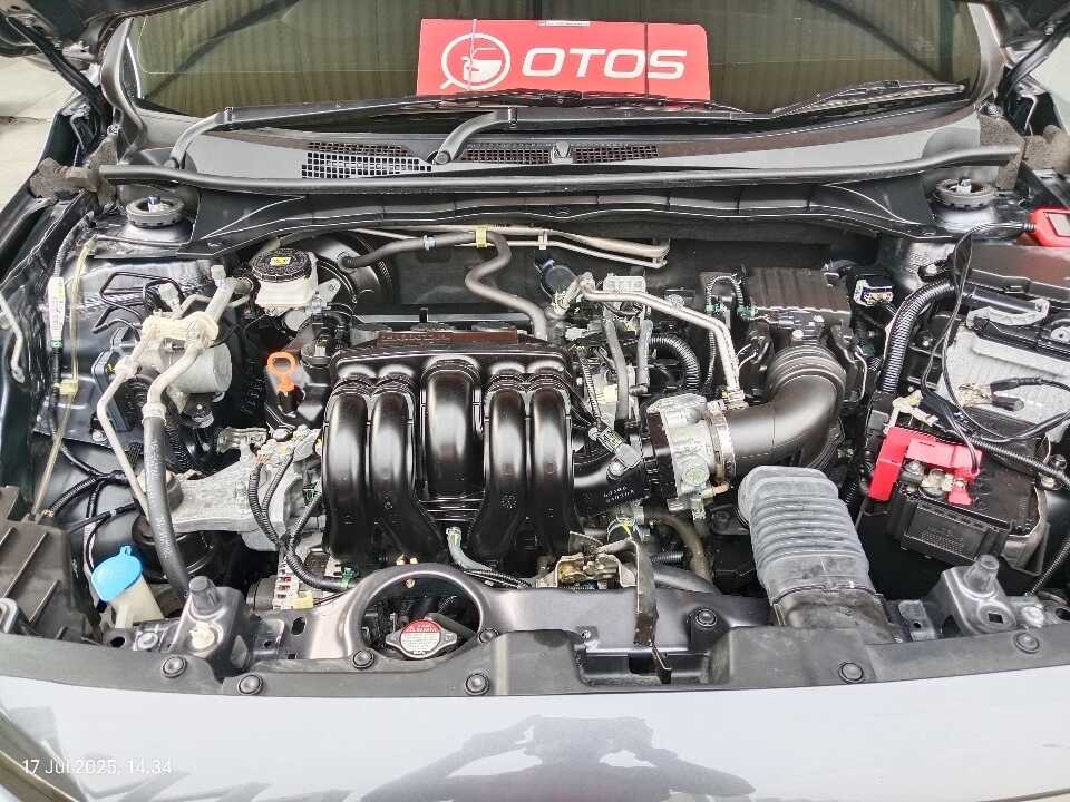 Foto Mobil Bekas Mesin Honda WR-V 1.5 RS tahun 2024