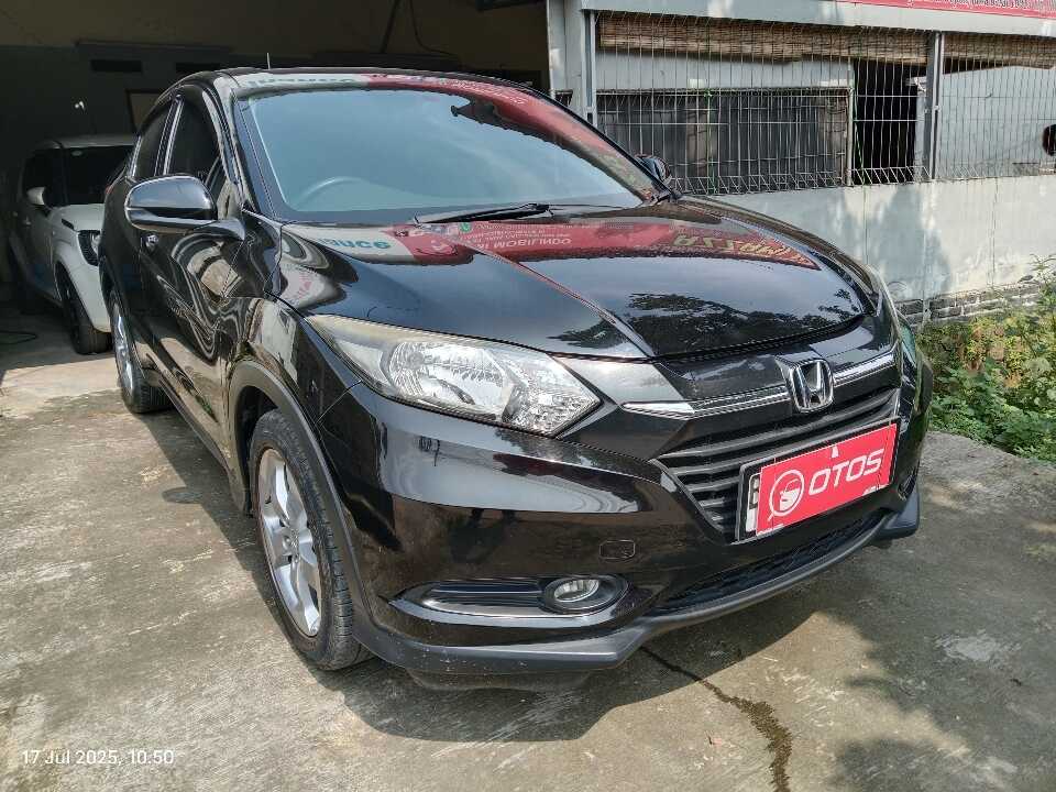 2015 Honda HR-V 1.5 S - Foto 1 dari 6