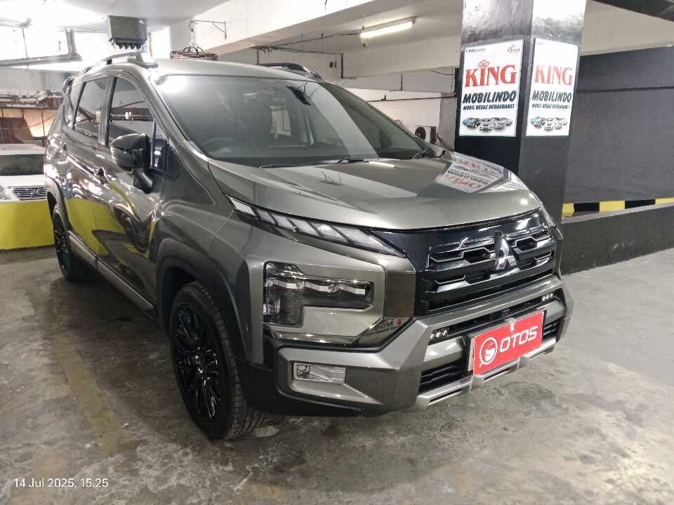2023 Mitsubishi Xpander 1.5 Cross - Foto 1 dari 6