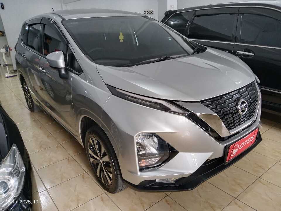 2019 Nissan Livina 1.5 VE - Foto 1 dari 6