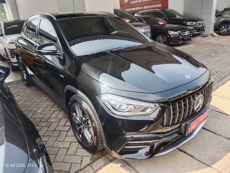 2021 Mercedes-Benz GLA35 AMG 2.0 4Matic - Foto 1 dari 6