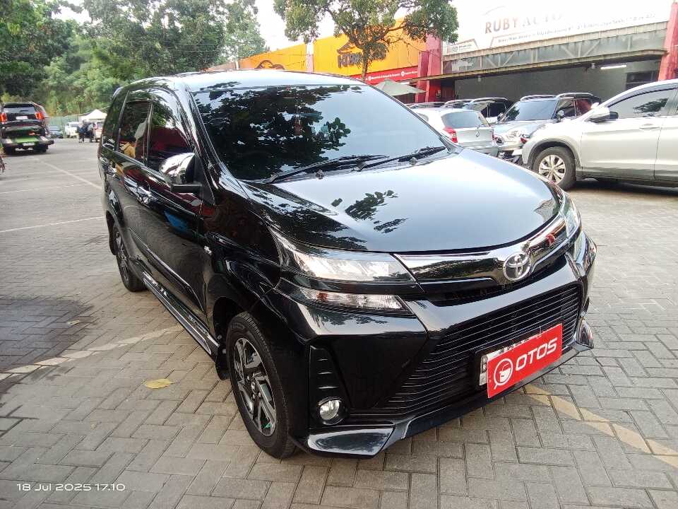 2020 Toyota Avanza 1.5 Veloz - Foto 1 dari 6