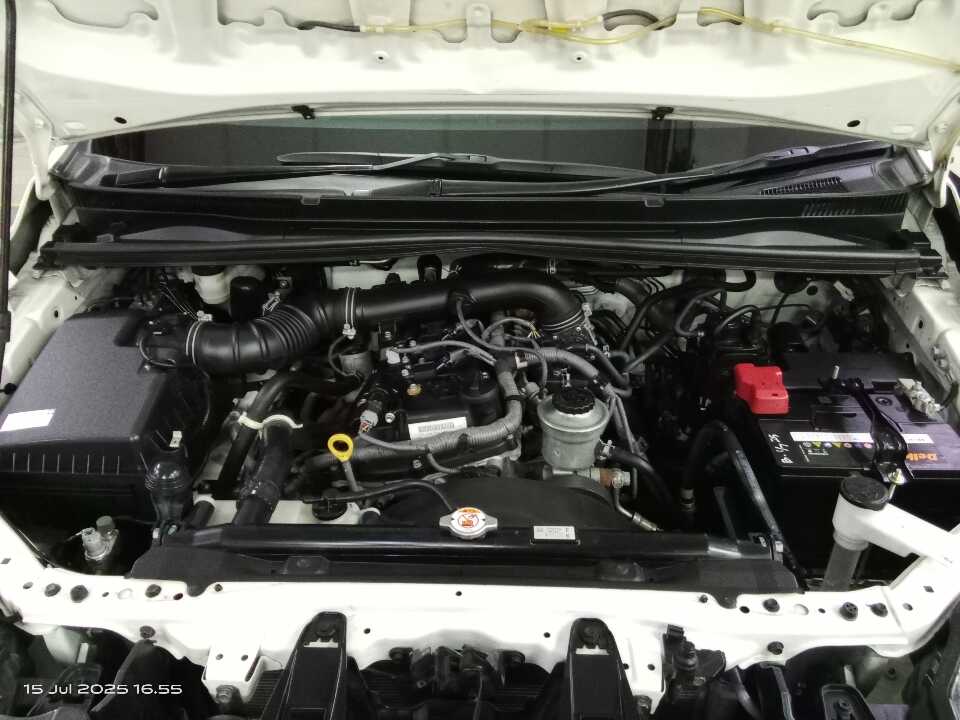 Foto Mobil Bekas Mesin Toyota Innova 2.0 G tahun 2022