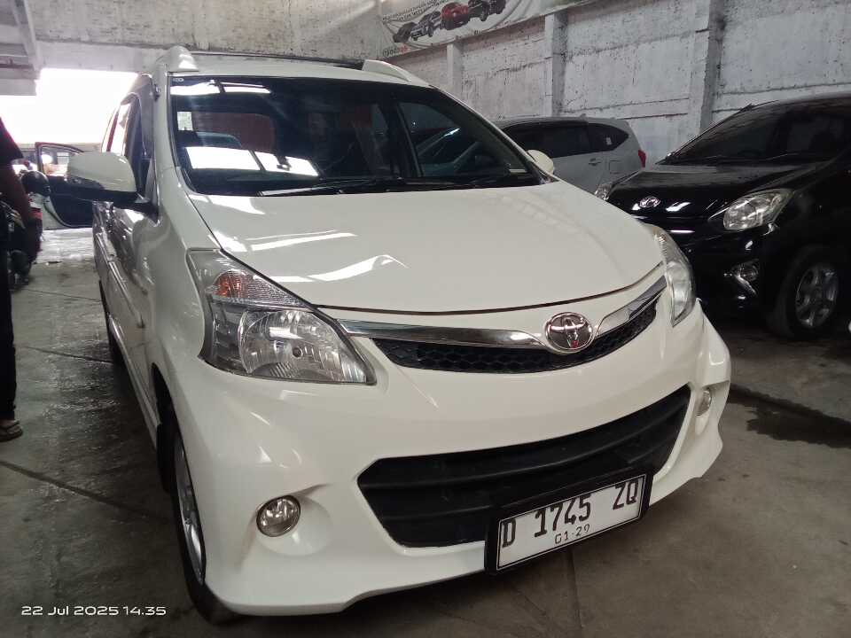 2014 Toyota Avanza 1.5 Veloz - Foto 1 dari 6