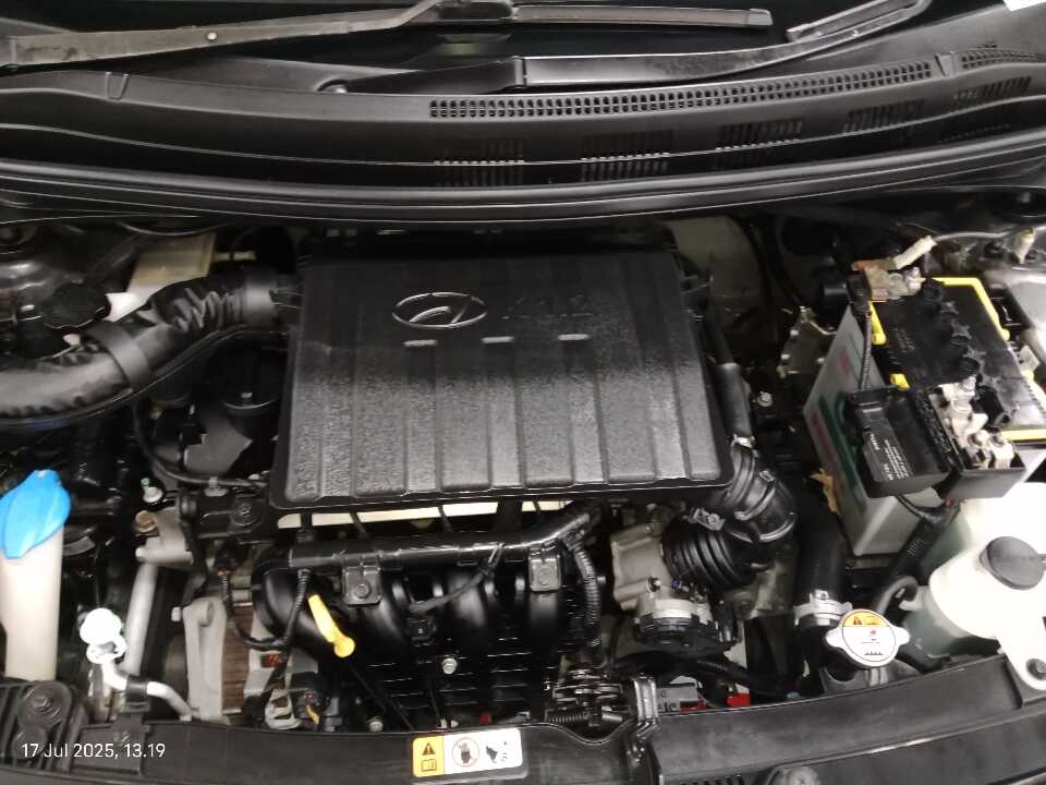 Foto Mobil Bekas Mesin Hyundai i10 1.2 tahun 2017