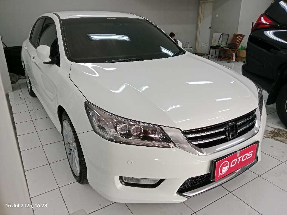 2013 Honda Accord 2.4 VTi-L - Foto 1 dari 6