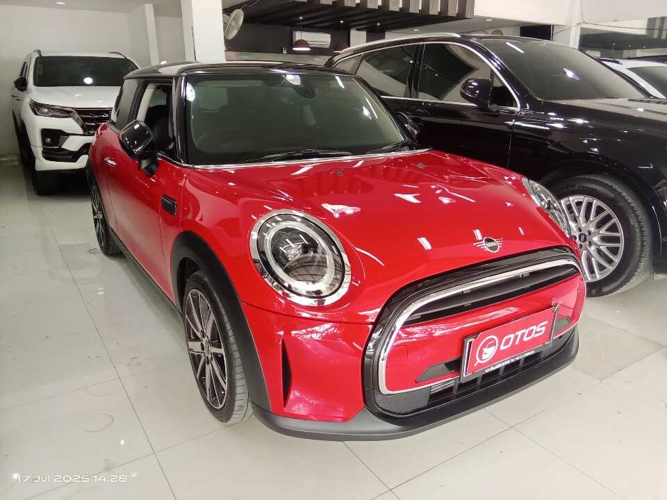 2021 MINI Cooper 1.5 - Foto 1 dari 6