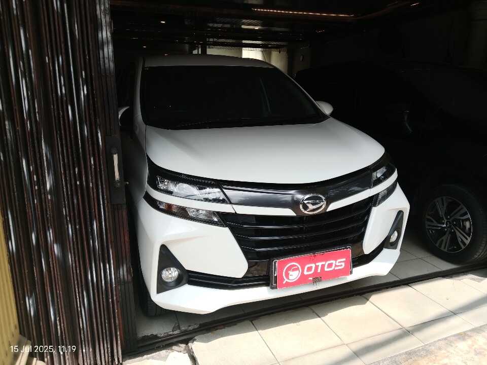 2020 Daihatsu Xenia 1.3 X - Foto 1 dari 6