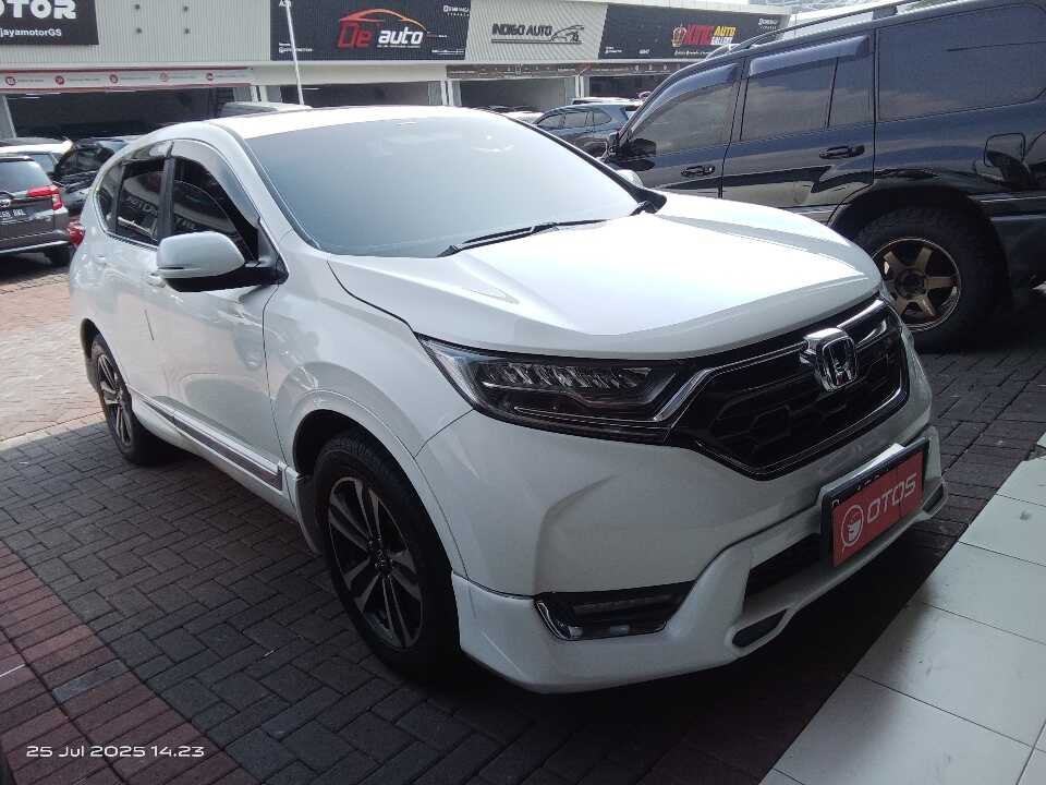 2017 Honda CR-V 1.5 Turbo Prestige - Foto 1 dari 6
