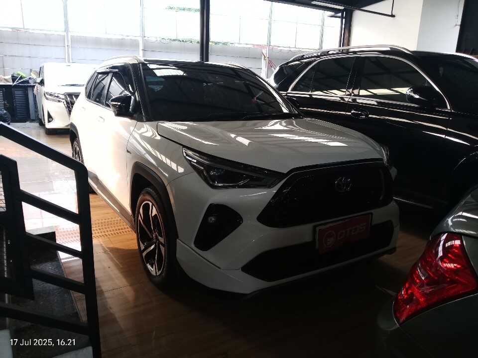 2023 Toyota Yaris Cross 1.5 S HV Gr - Foto 1 dari 6
