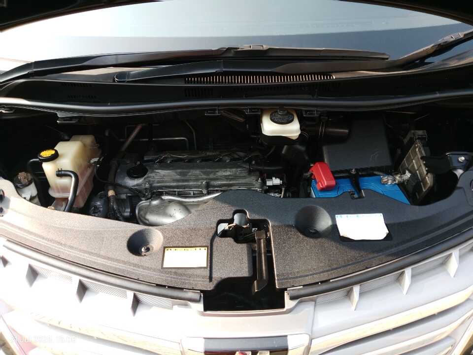 Foto Mobil Bekas Mesin Toyota Alphard 2.4 G tahun 2012