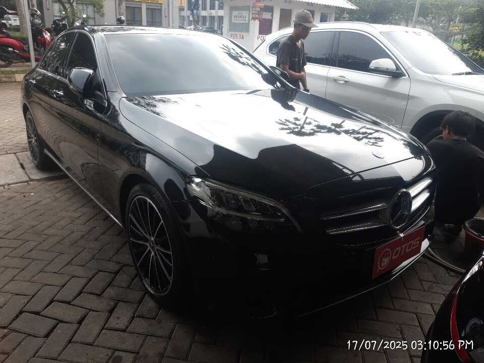 2019 Mercedes-Benz C200 1.5 - Foto 1 dari 6