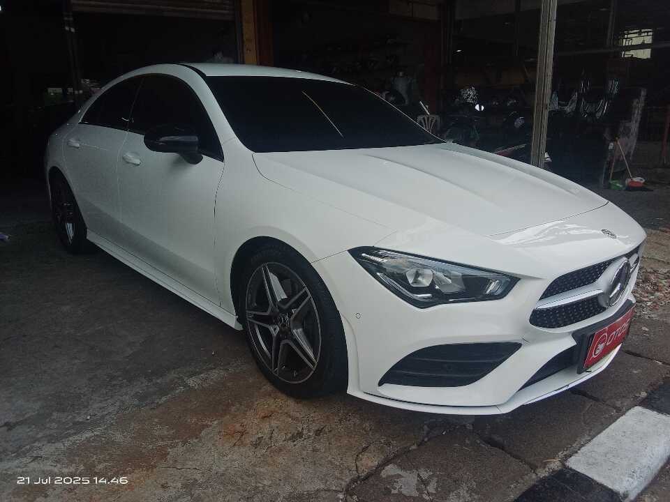 2020 Mercedes-Benz CLA200 1.3 - Foto 1 dari 6