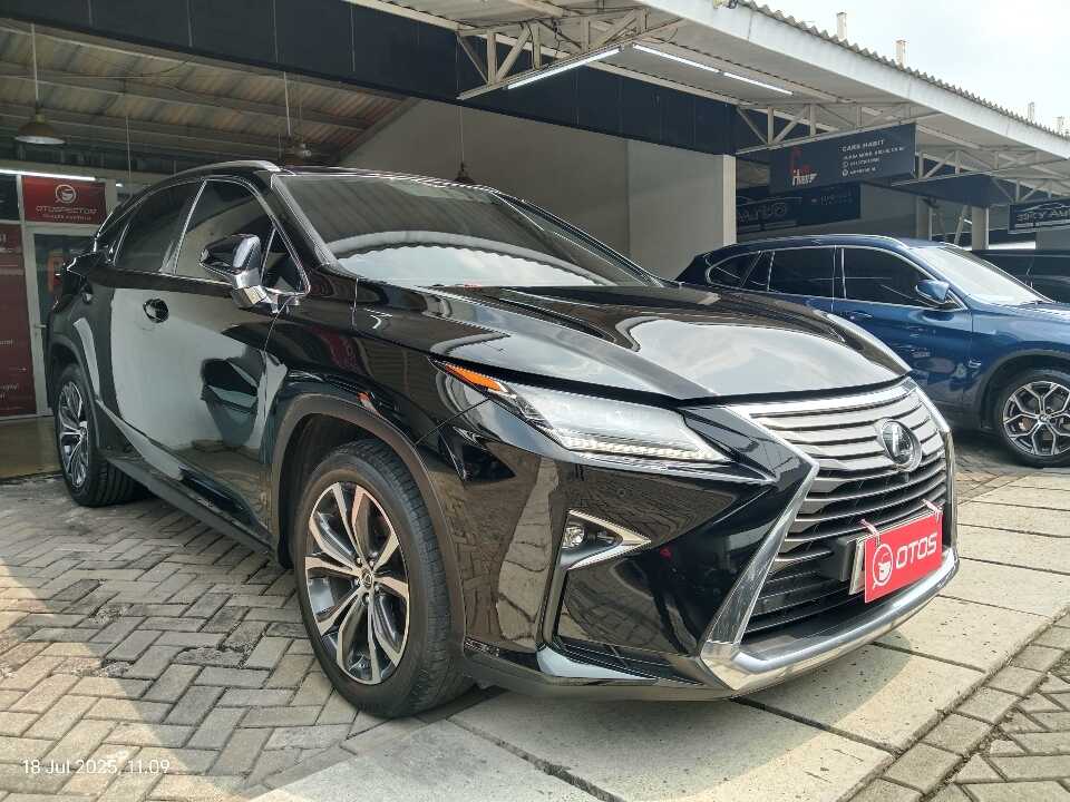 2018 Lexus RX 300 2.0 Luxury - Foto 1 dari 6
