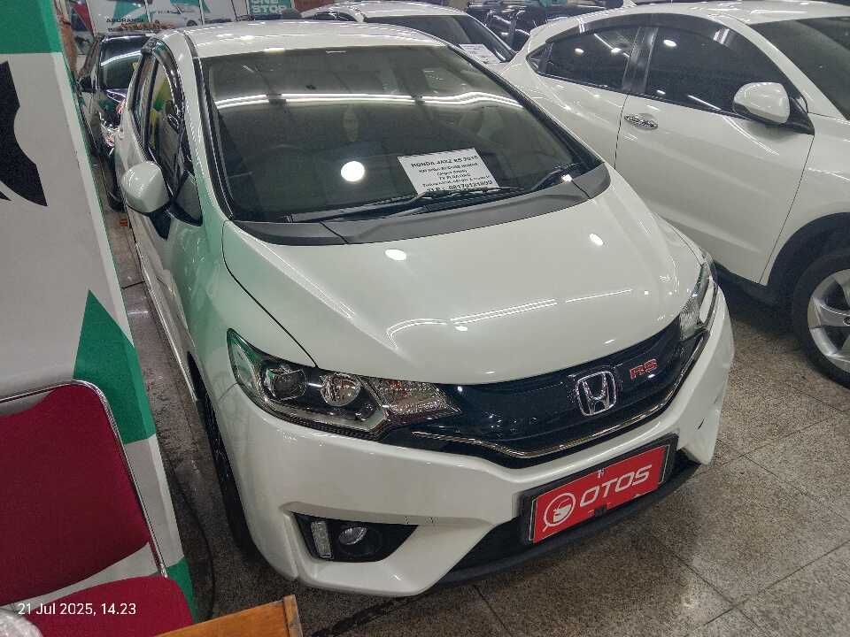 2016 Honda Jazz 1.5 RS - Foto 1 dari 6